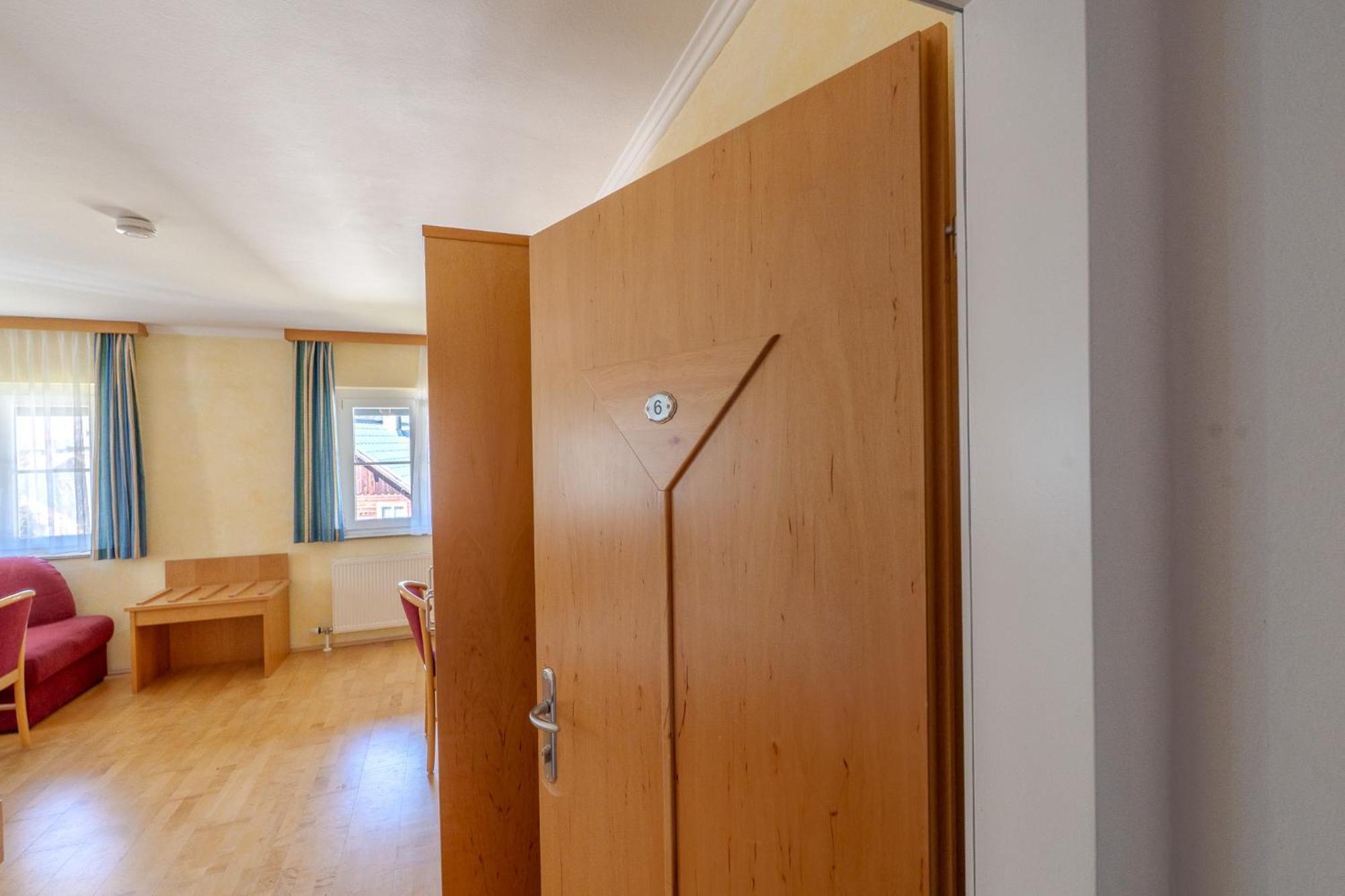 Whats-App Self-Check-In - Villa Maria Theresia Bad Goisern Δωμάτιο φωτογραφία