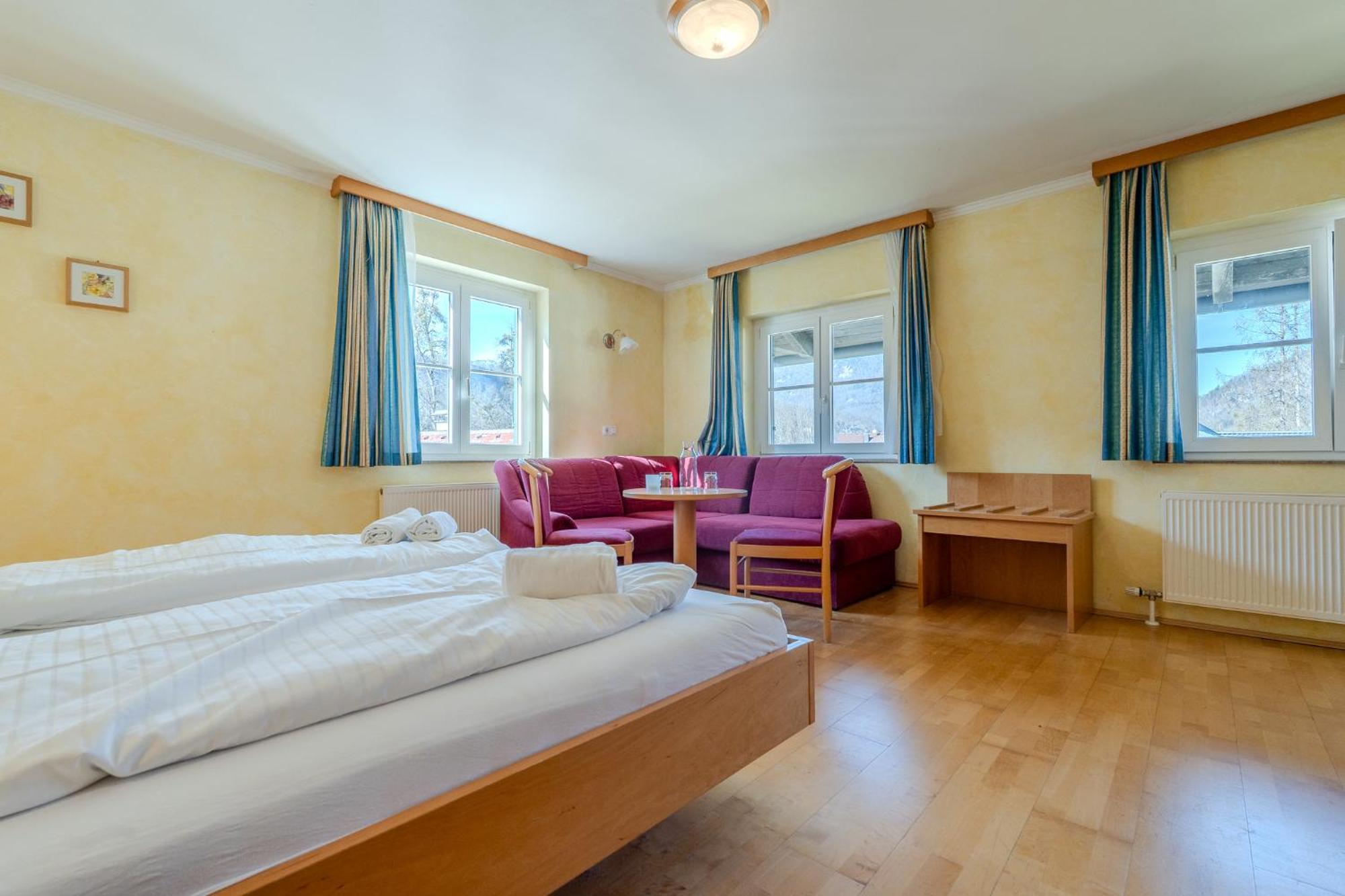 Whats-App Self-Check-In - Villa Maria Theresia Bad Goisern Δωμάτιο φωτογραφία