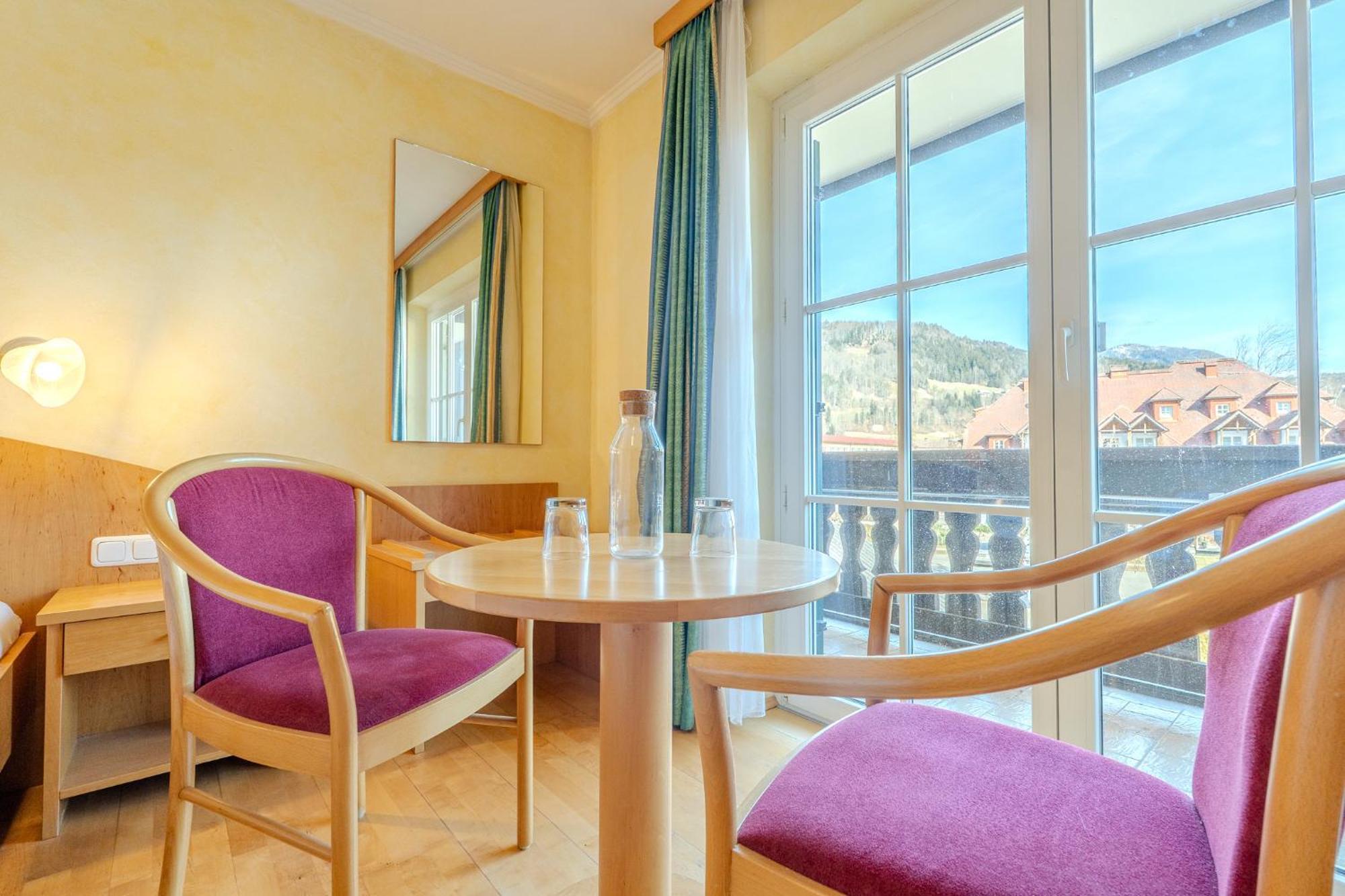 Whats-App Self-Check-In - Villa Maria Theresia Bad Goisern Δωμάτιο φωτογραφία