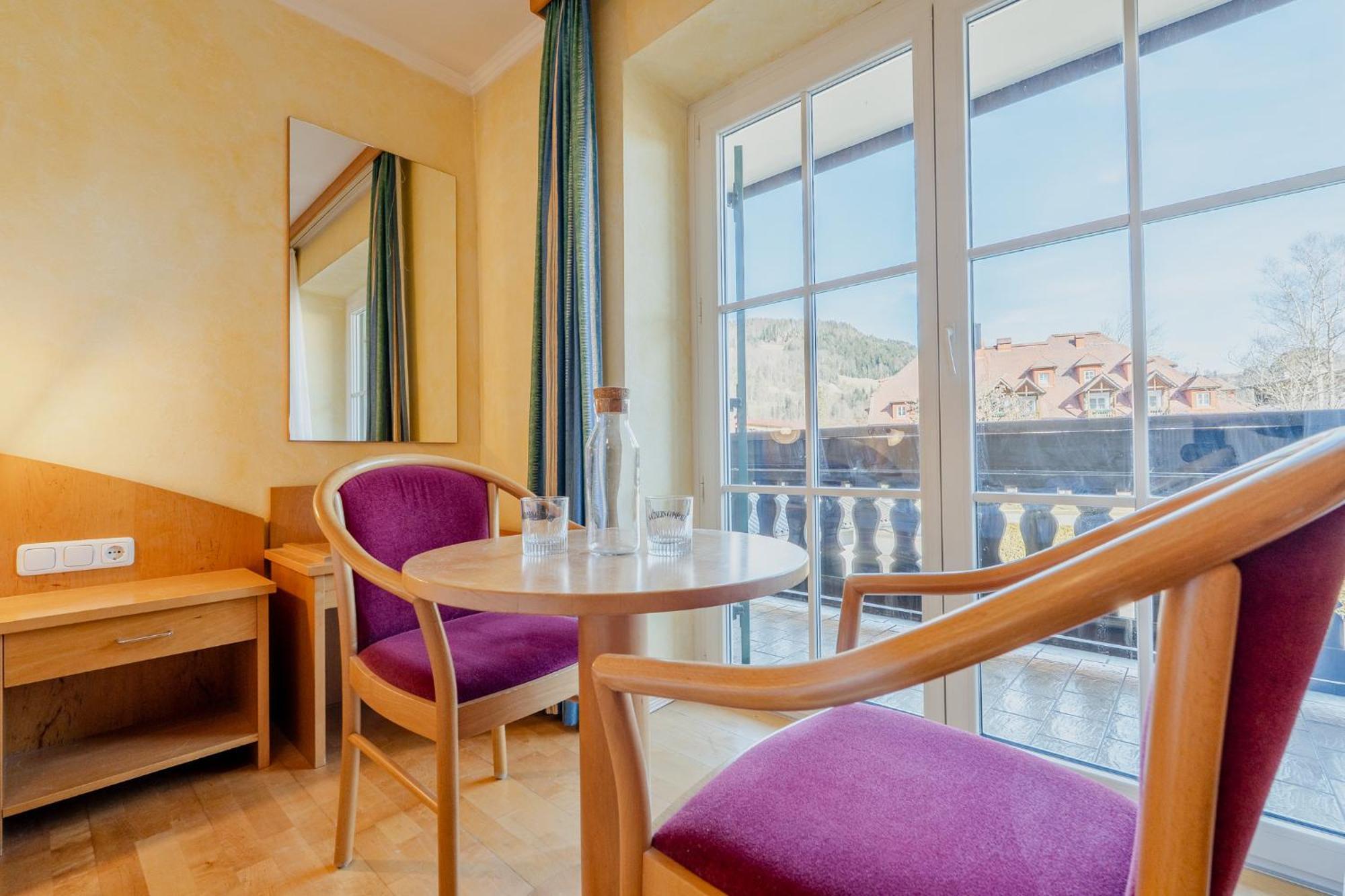 Whats-App Self-Check-In - Villa Maria Theresia Bad Goisern Δωμάτιο φωτογραφία